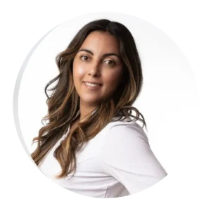 Clínica dental y estética Los Andes con resultados naturales, especialistas en odontología estética, implantes dentales y tratamientos para recuperar la sonrisa.